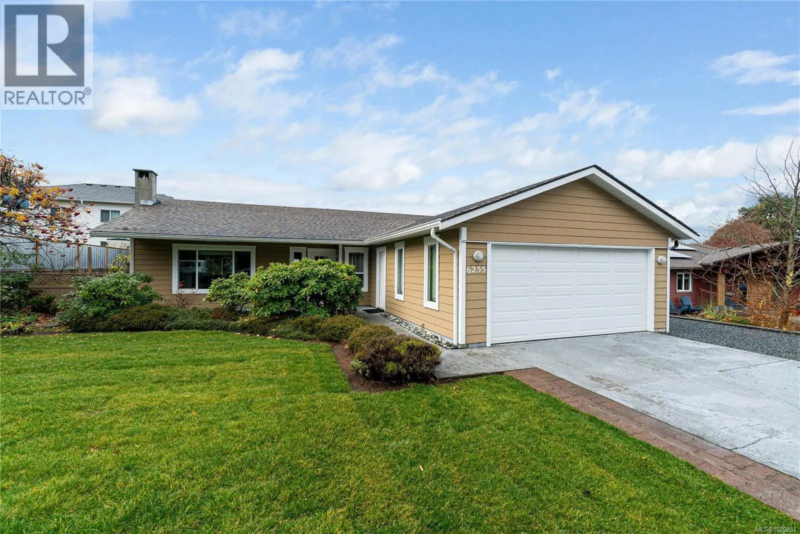 House for rent: 6255 Blueback Rd, Nanaimo, British Columbia V9V 1A9