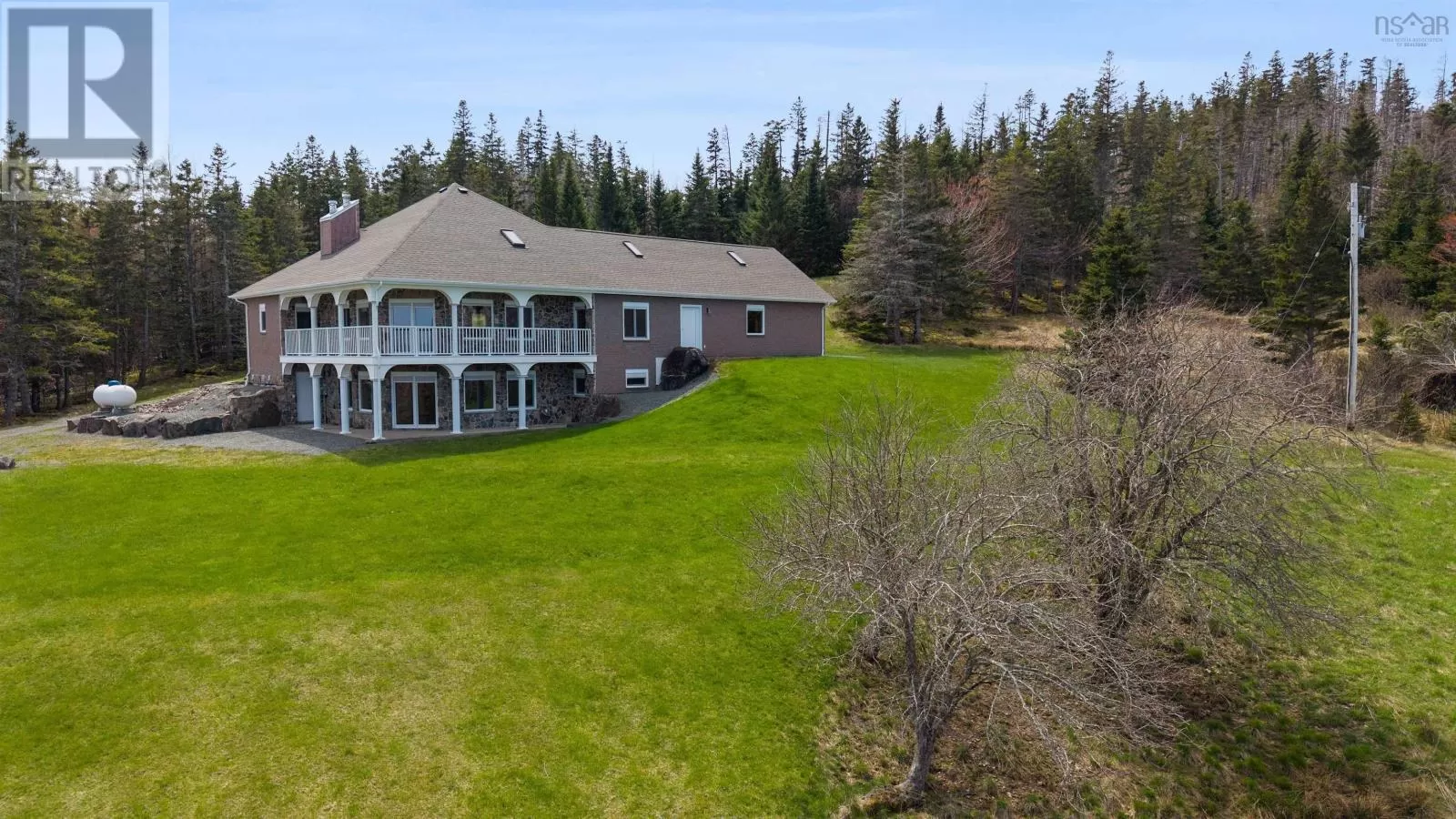 House for rent: 6260 West Bay Road, Roberta, Nova Scotia B0E 3K0