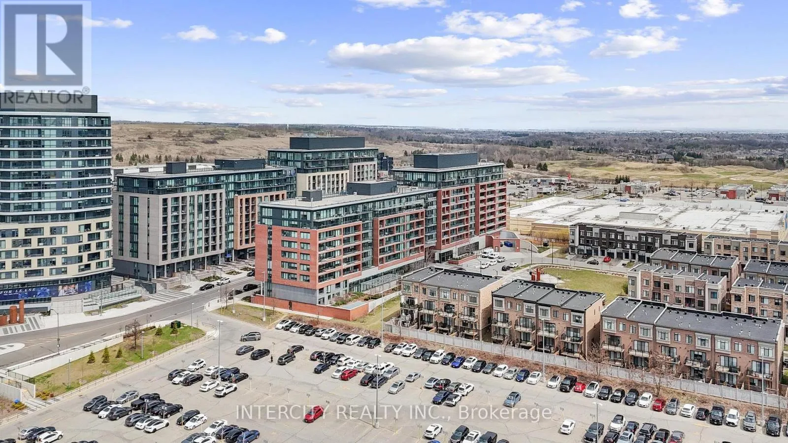 Apartment for rent: 627 - 99 Eagle Rock Way, Vaughan, Ontario L6A 5A7