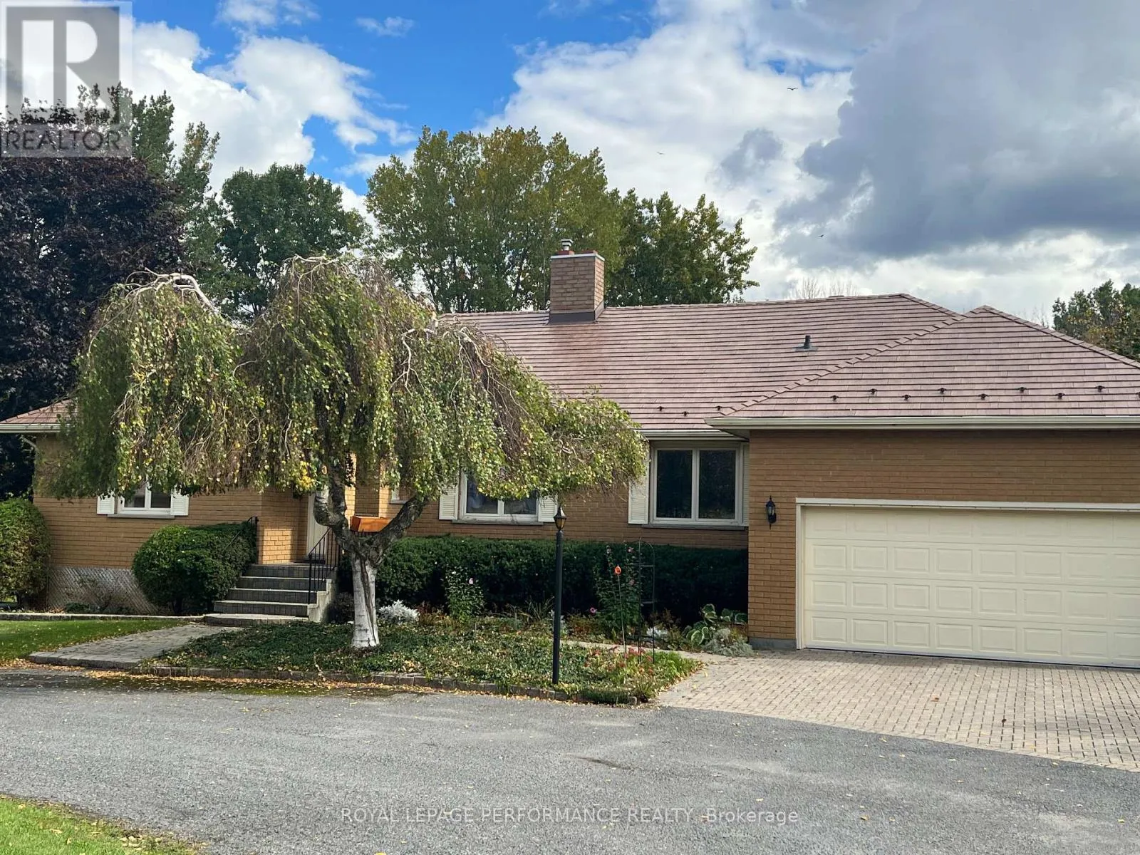 House for rent: 6275 Macrae Court, South Glengarry, Ontario K0C 1E0