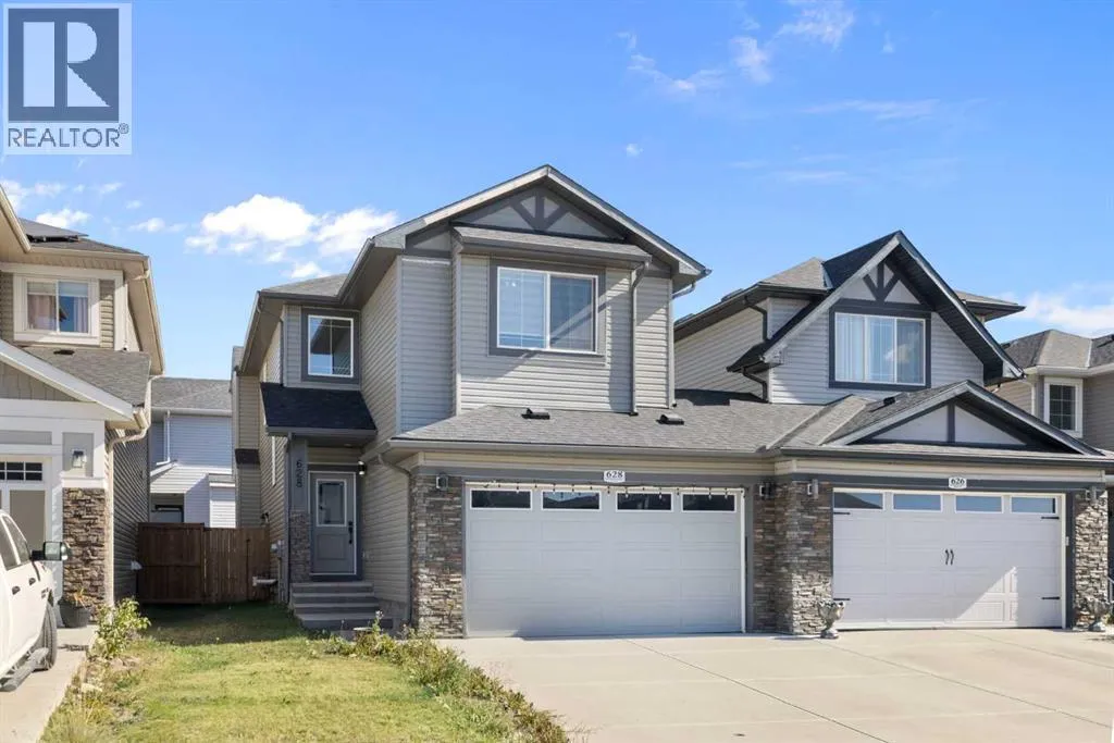 Duplex for rent: 628 Edgefield Street, Strathmore, Alberta T1P 0H5