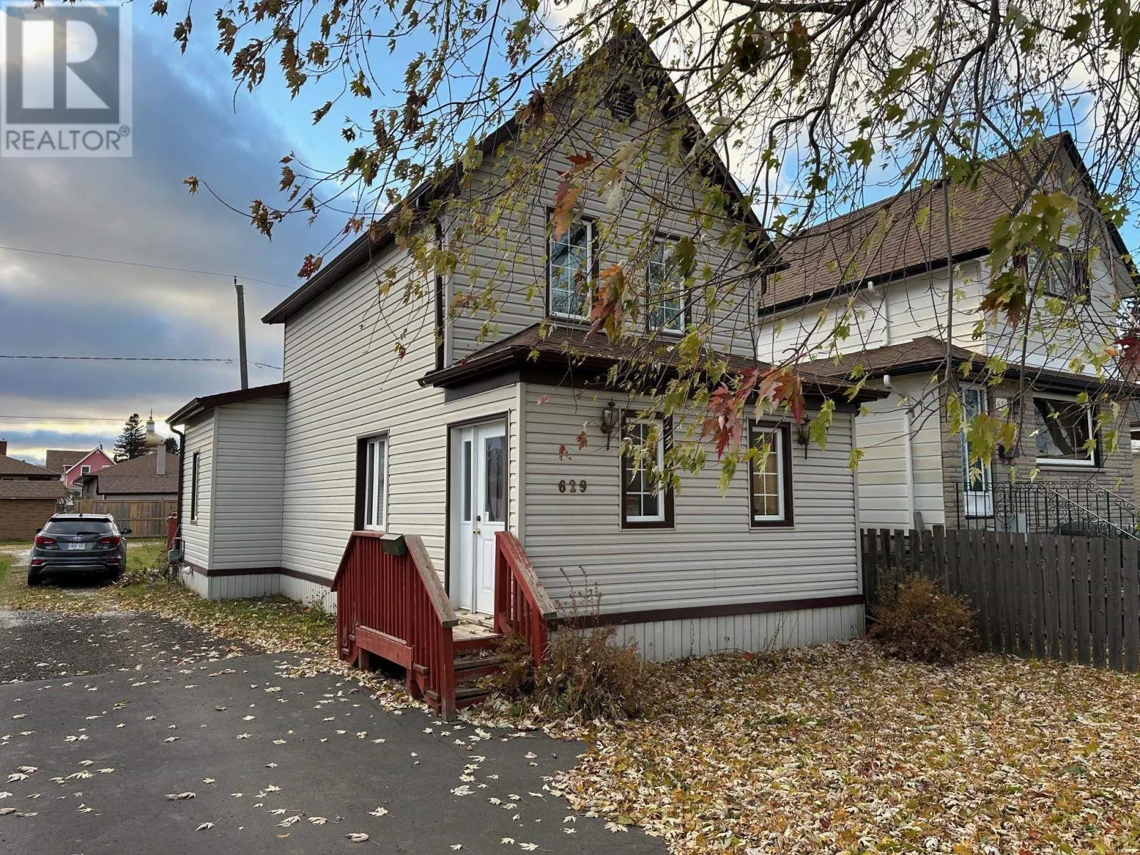 629 Mcpherson St, Thunder Bay, Ontario P7C 2Y7