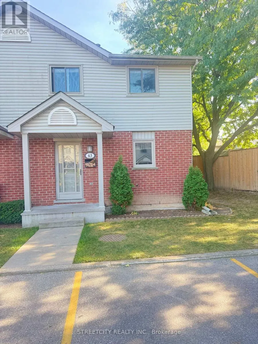 Row / Townhouse for rent: 63 - 511 Admiral Drive, London East, Ontario N5V 4R4