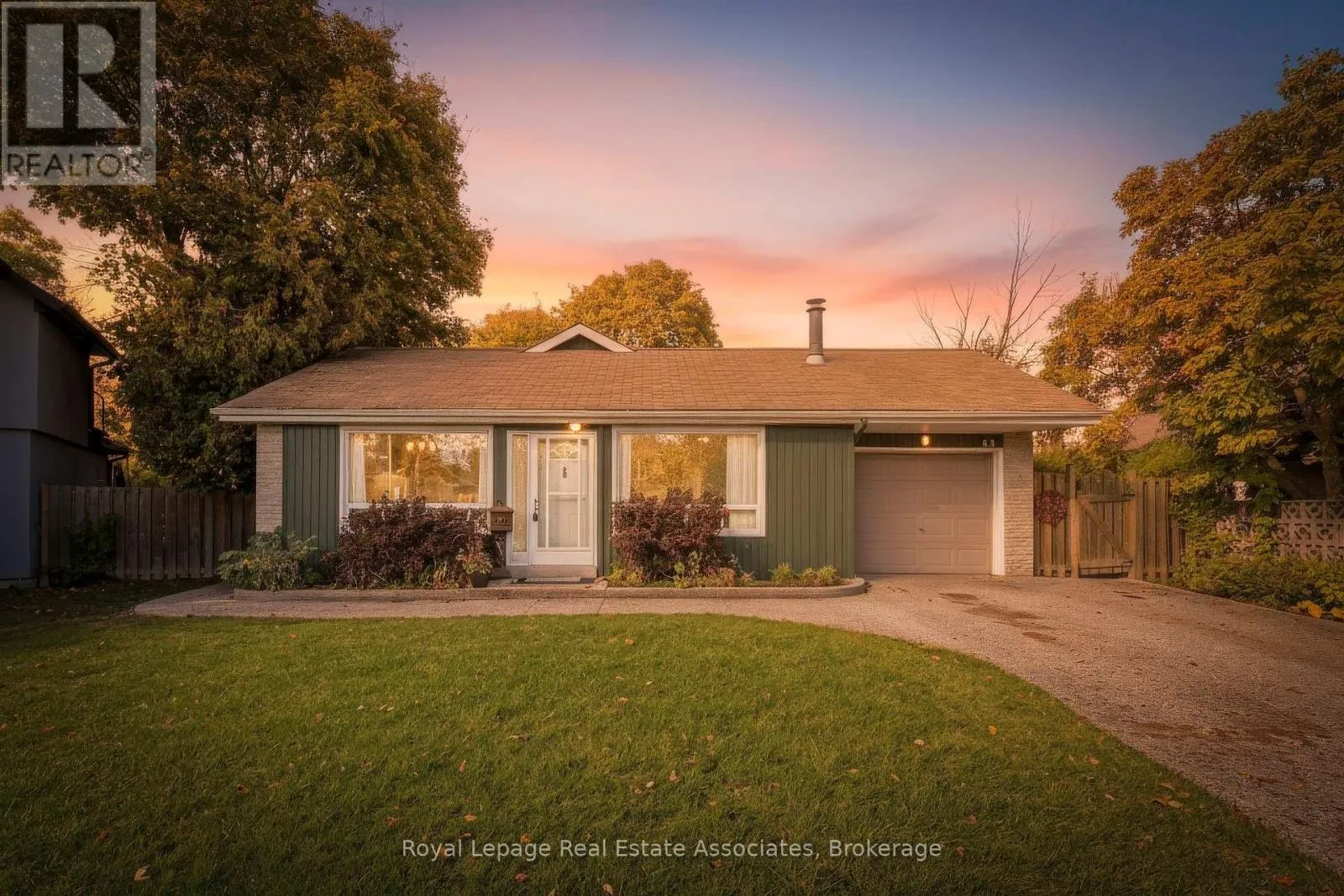 House for rent: 63 Bow River Crescent, Mississauga, Ontario L5N 1J1