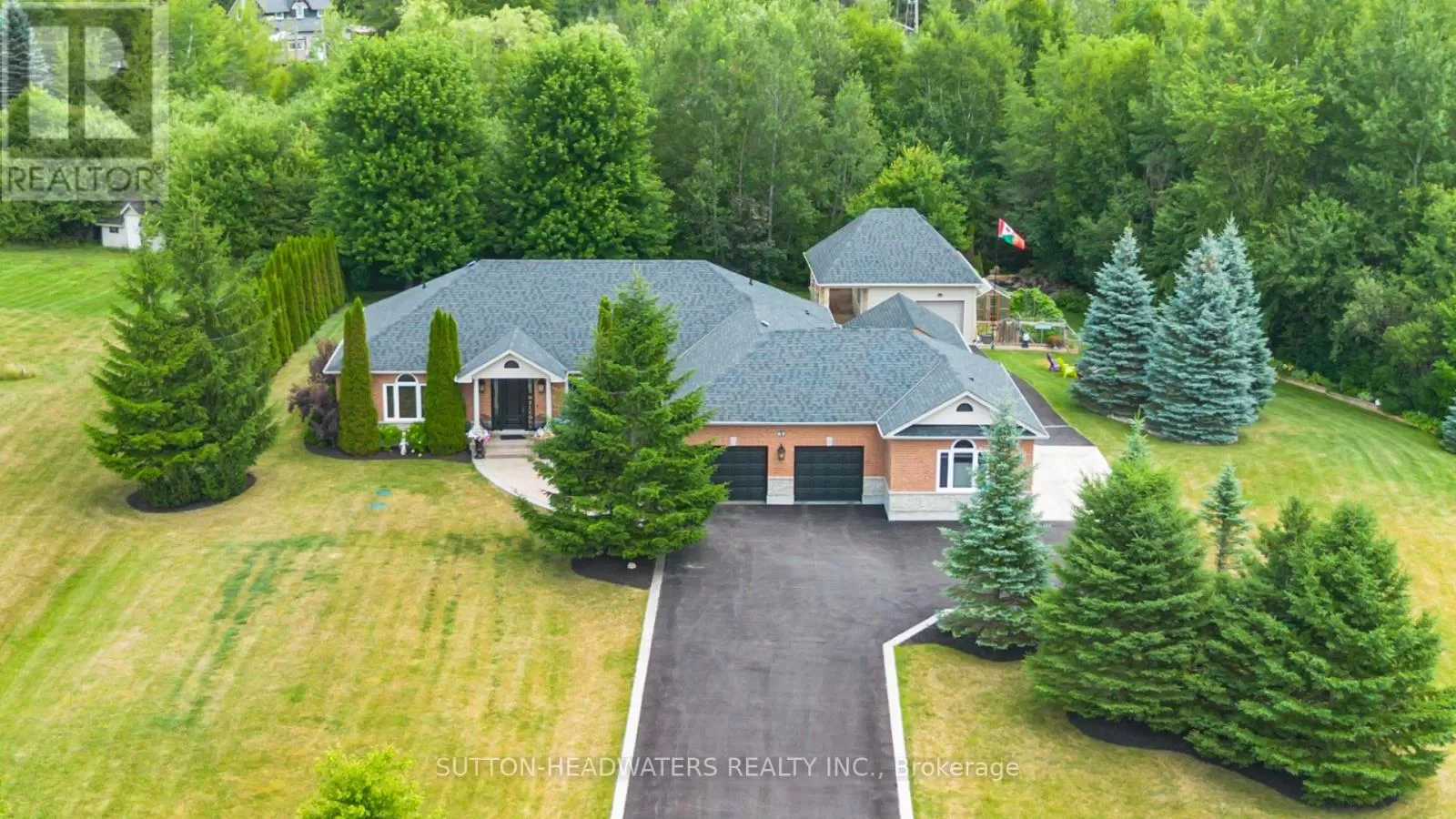 House for rent: 63 Brookhaven Crescent, East Garafraxa, Ontario L9W 2Y9