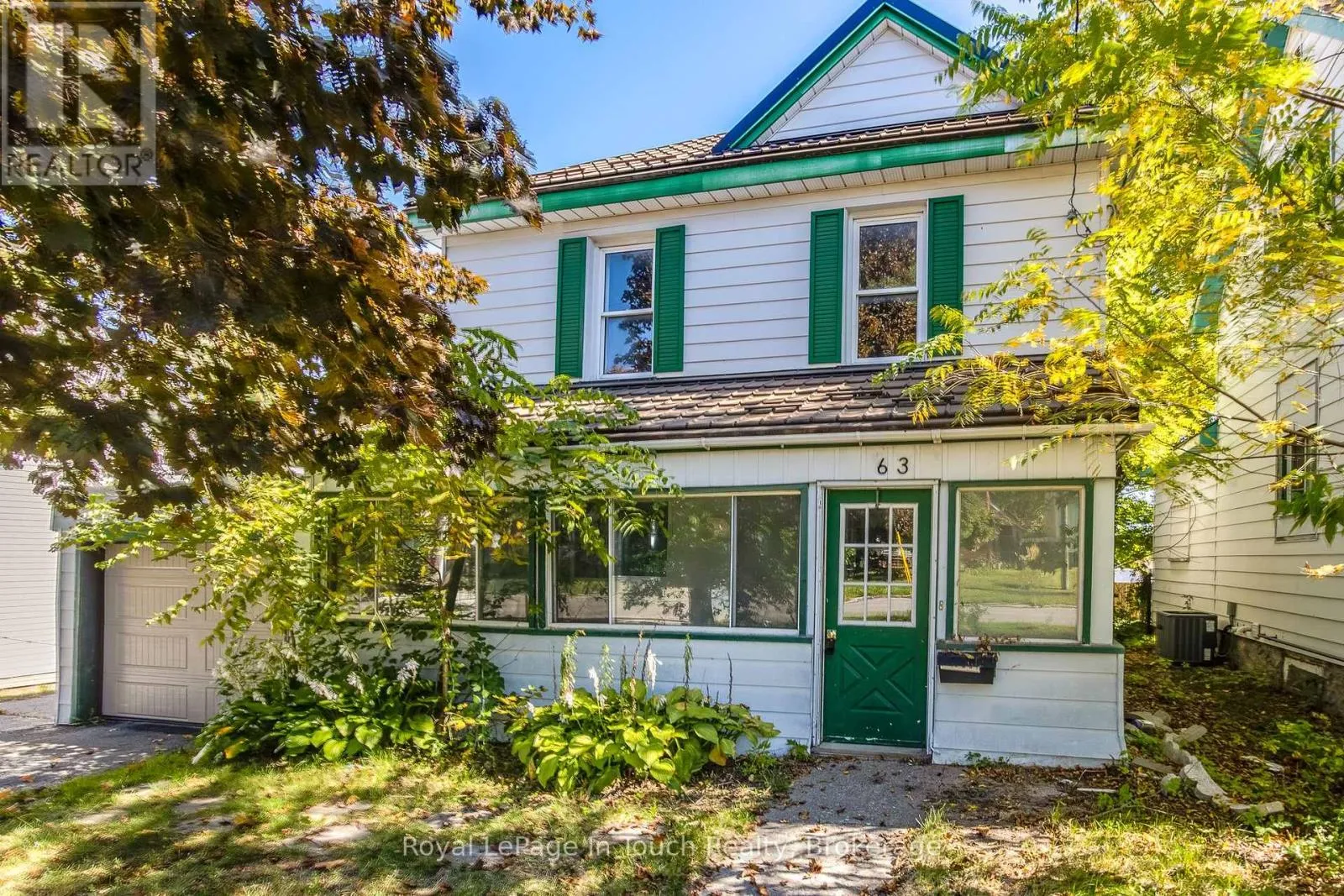 House for rent: 63 Fifth Street E, Midland, Ontario L4R 3V4