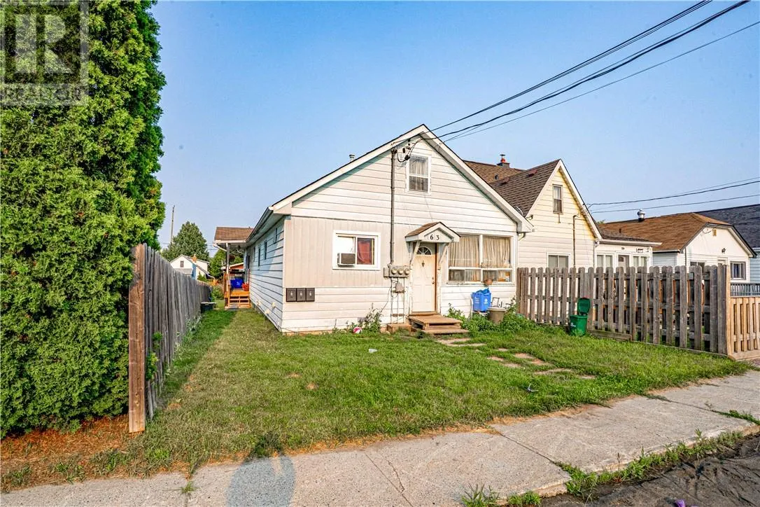 63 Jean Street, Sudbury, Ontario P3C 4W2