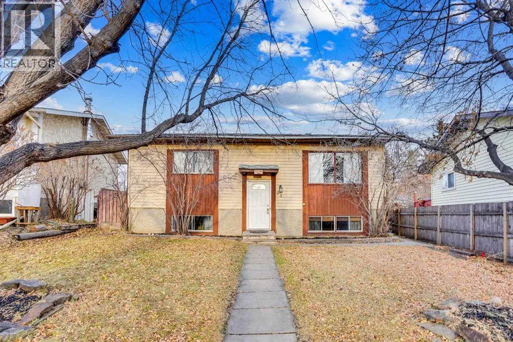 House for rent: 63 Knight Place, Crossfield, Alberta t0m 0s0