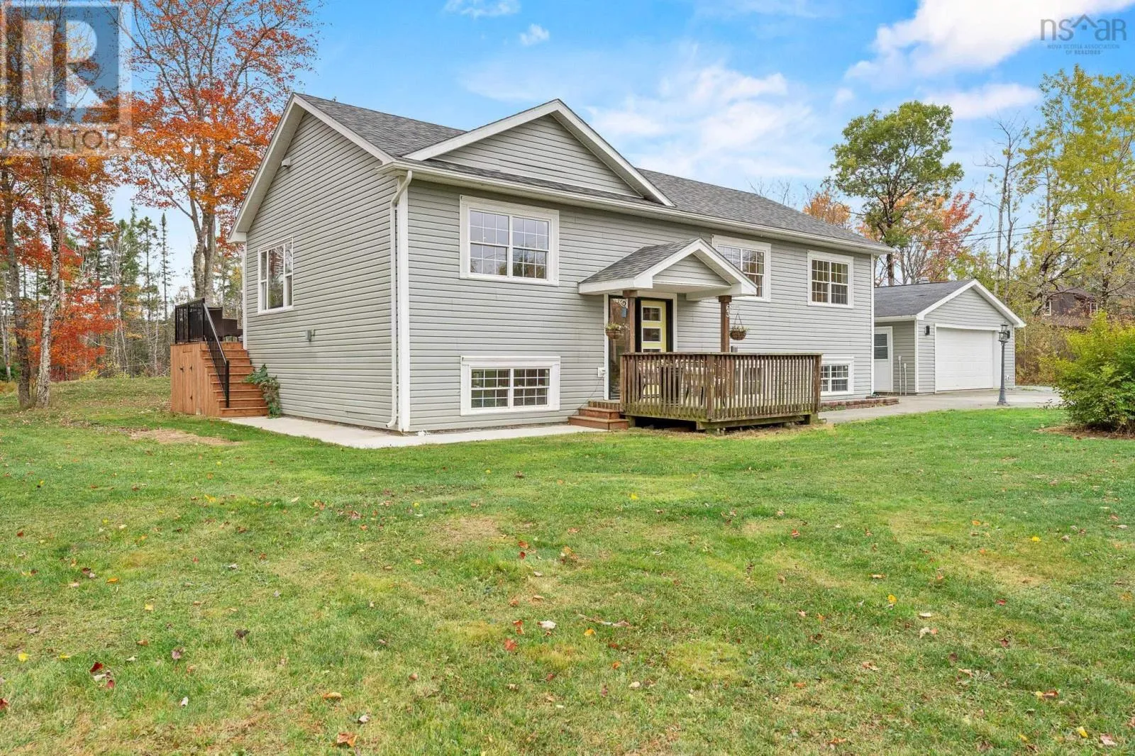 House for rent: 63 Mckenzie Lane, East Uniacke, Nova Scotia B0N 1Z0