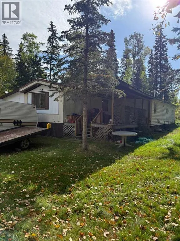 Mobile Home for rent: 63 Pine Lane Park, Lac La Biche, Alberta T0A 2C2