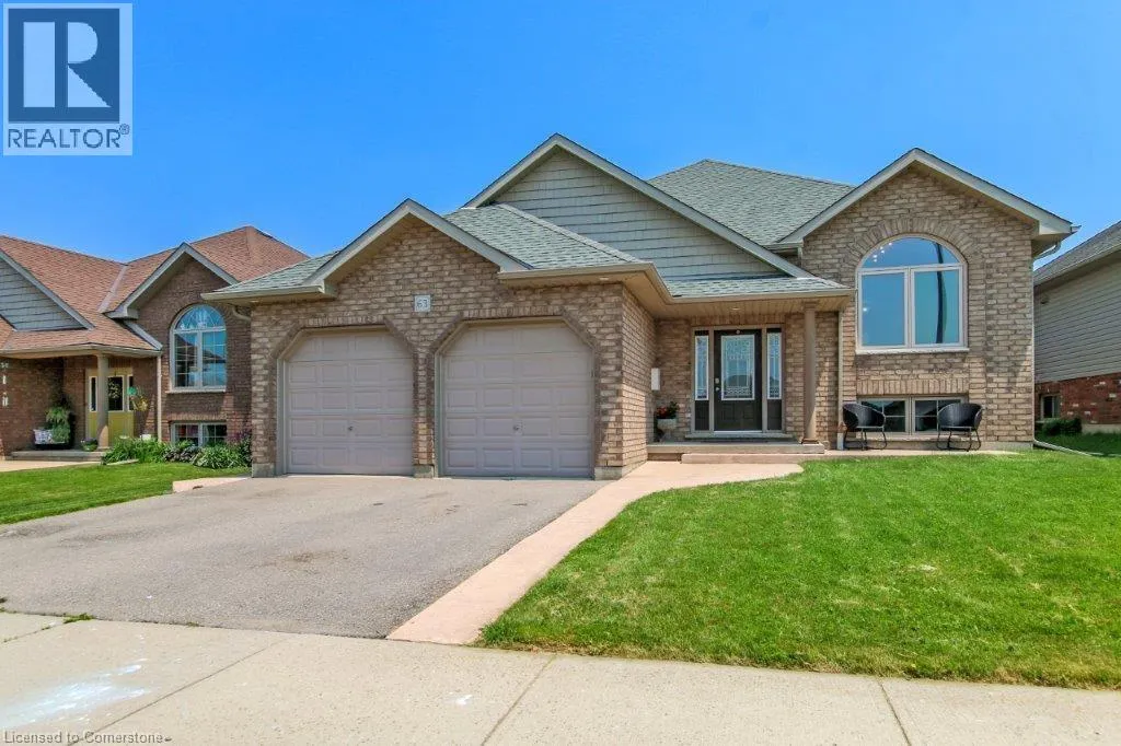 House for rent: 63 Redbud Crescent, Simcoe, Ontario N3Y 0B8