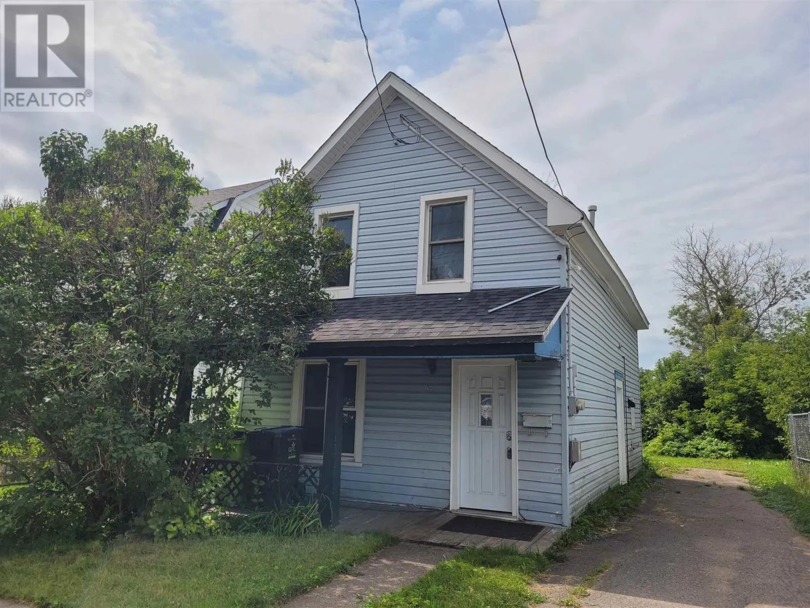 63 Walnut St, Sault Ste. Marie, Ontario P6B 2E4