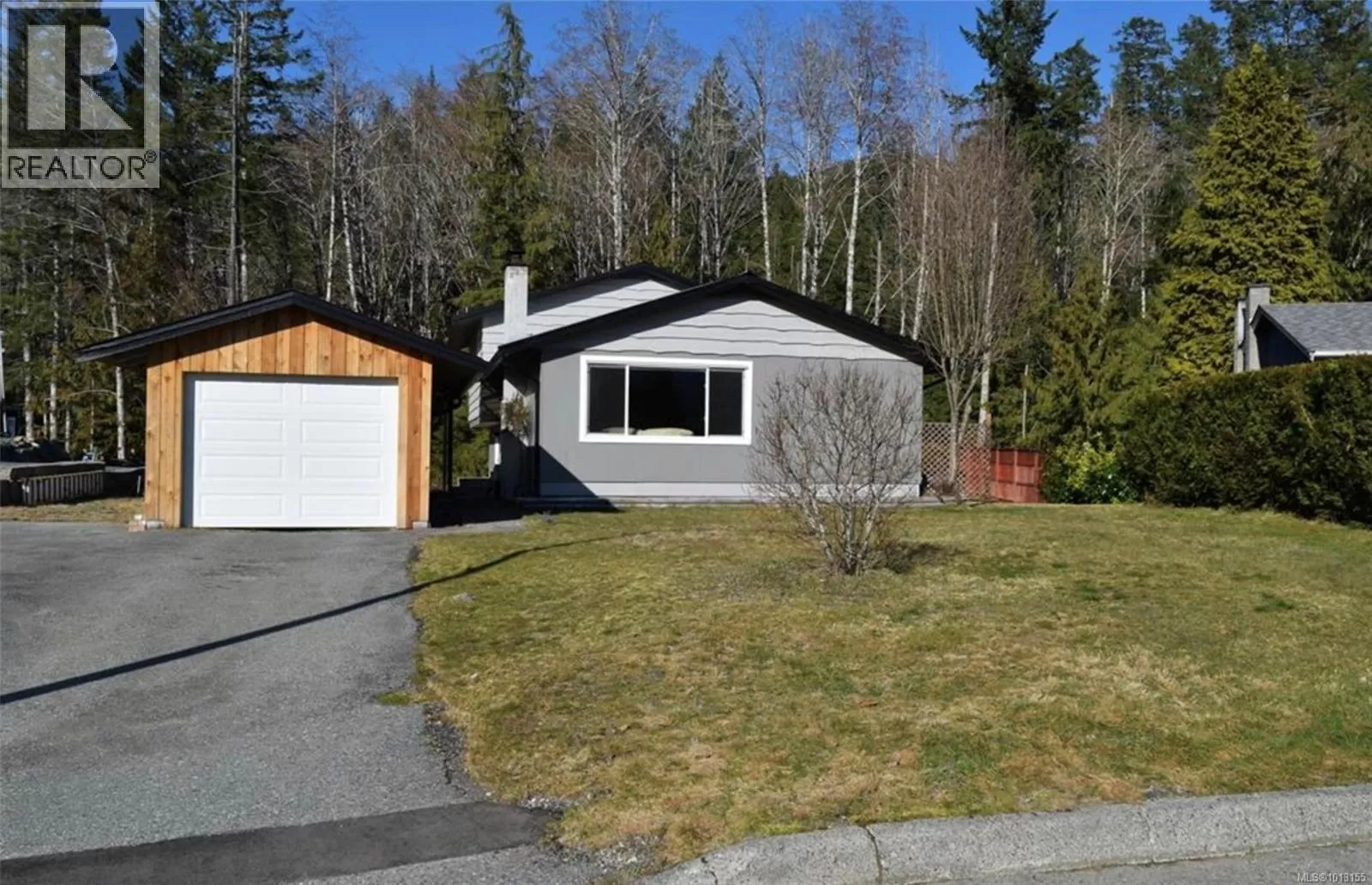 House for rent: 630 Dogwood Dr, Gold River, British Columbia V0P 1G0