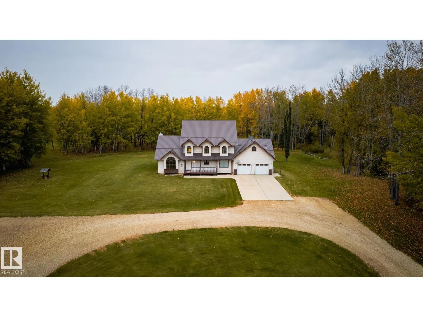 House for rent: 63068 Hwy 33, Rural Woodlands County, Alberta T0G 1A0