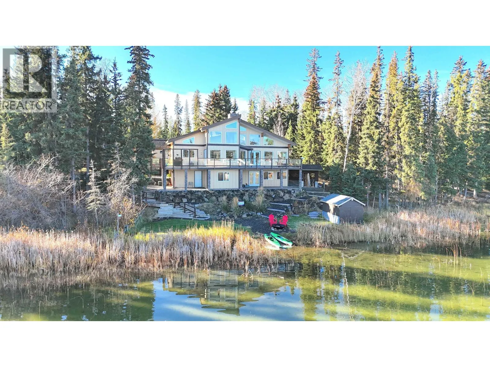 House for rent: 6323 Moose Point Drive, 100 Mile House, British Columbia V0K 2K1