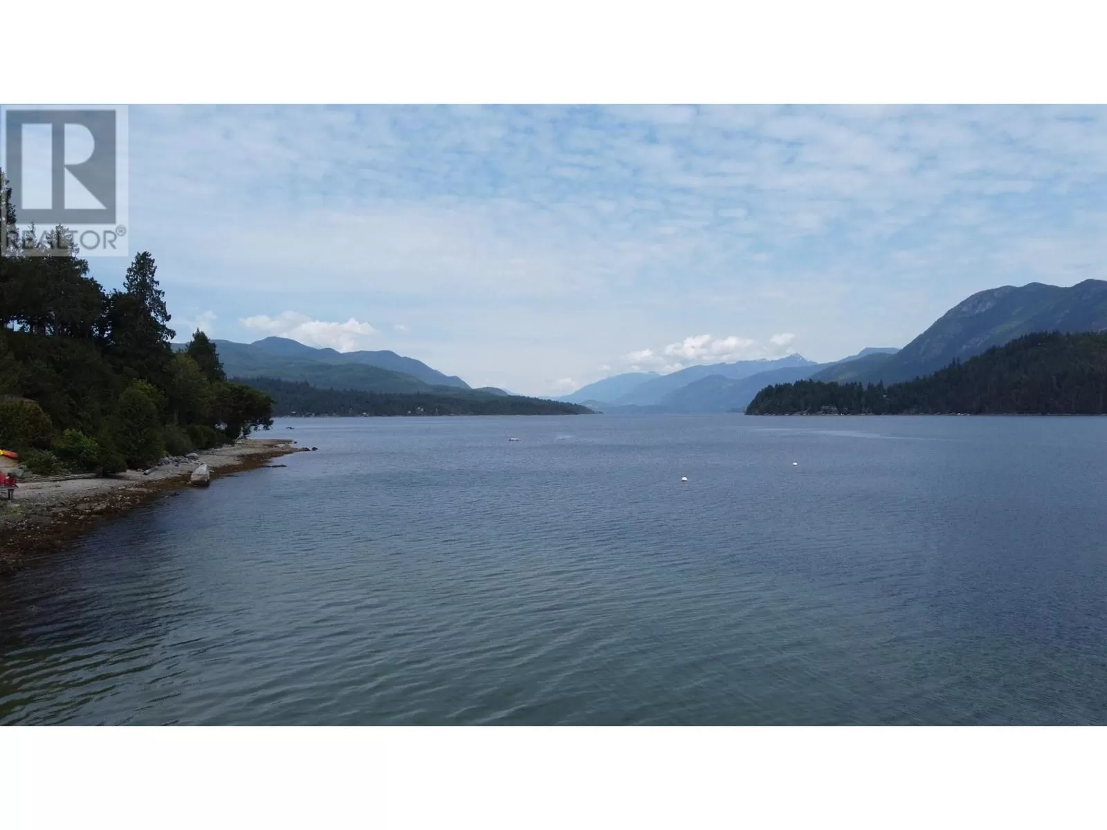 6340 N Gale Avenue, Sechelt, British Columbia V7Z 0P8