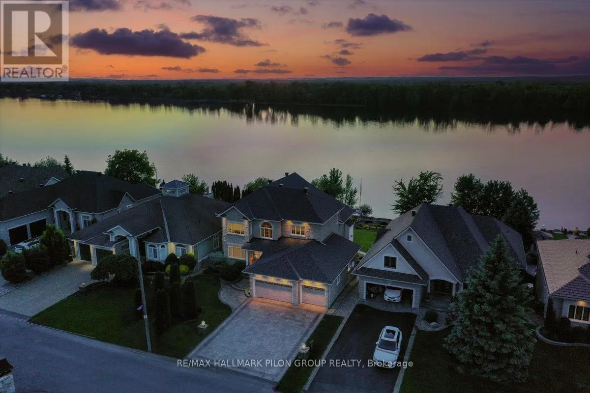 House for rent: 6373 Radisson Way, Ottawa, Ontario K1C 2Z9