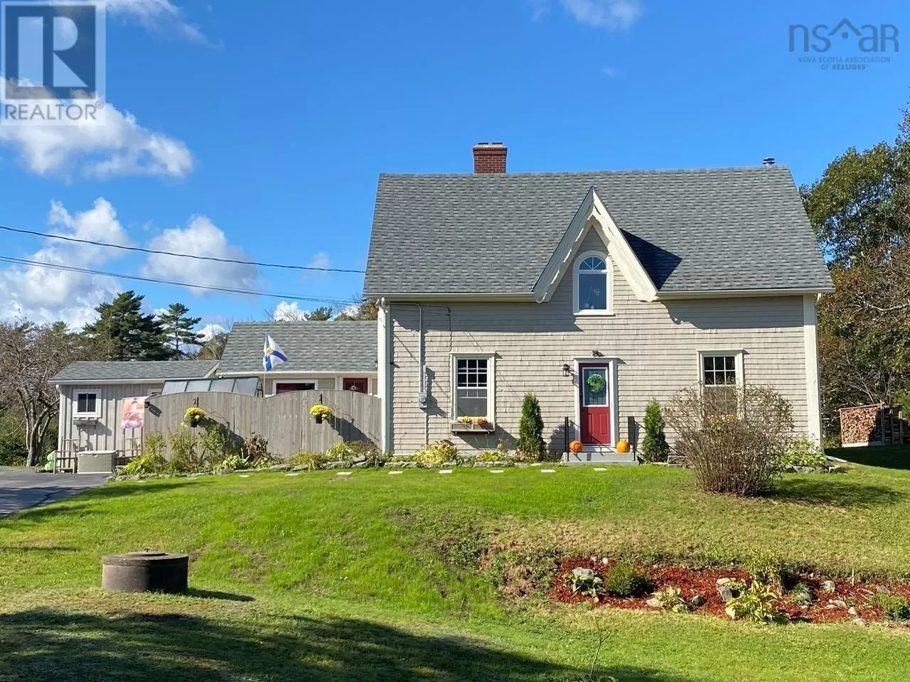 House for rent: 6381 Highway 3, Jordan Falls, Nova Scotia B0T 1J0