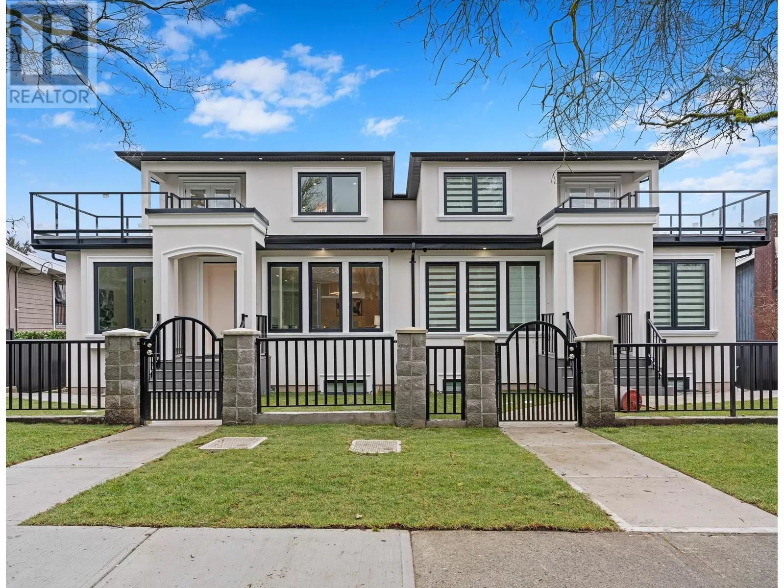 Duplex for rent: 6390 Grant Street, Burnaby, British Columbia V5B 2K6