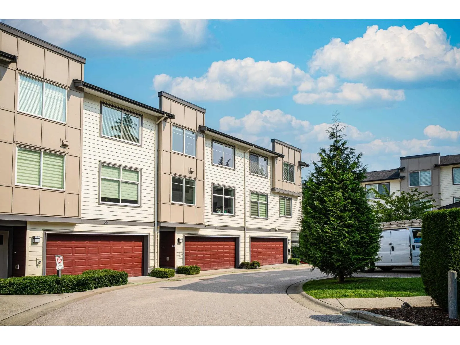 Row / Townhouse for rent: 64 15665 Mountain View Drive, Surrey, British Columbia V3Z 0W8