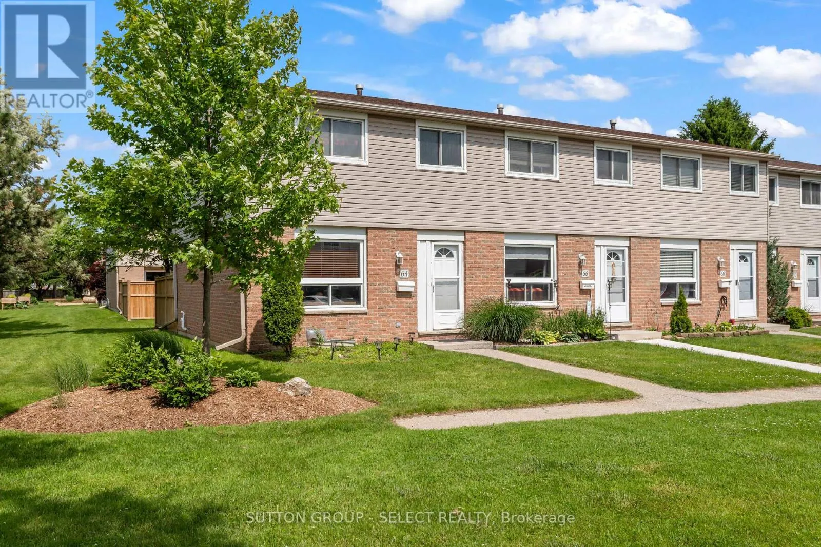 Row / Townhouse for rent: 64 - 40 Tiffany Drive, London East, Ontario N5V 3N3