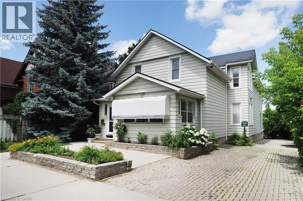 64 Francis Street N, Kitchener, Ontario N2H 5B5