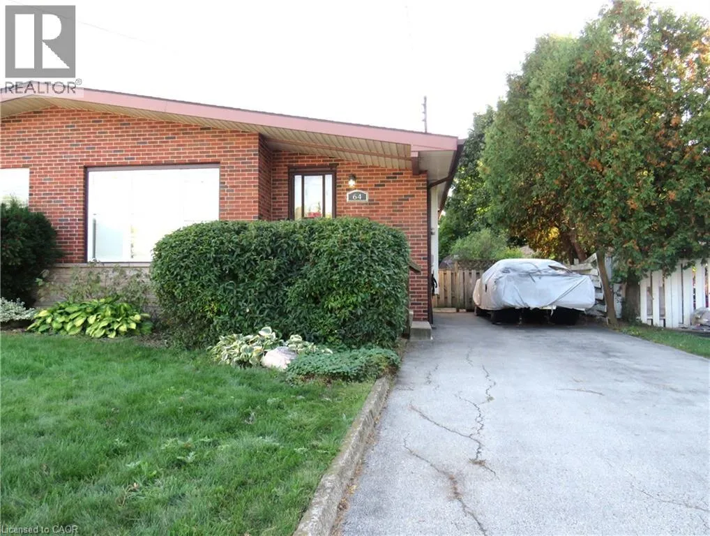 House for rent: 64 Luscombe Street, Hamilton, Ontario L9A 2J8