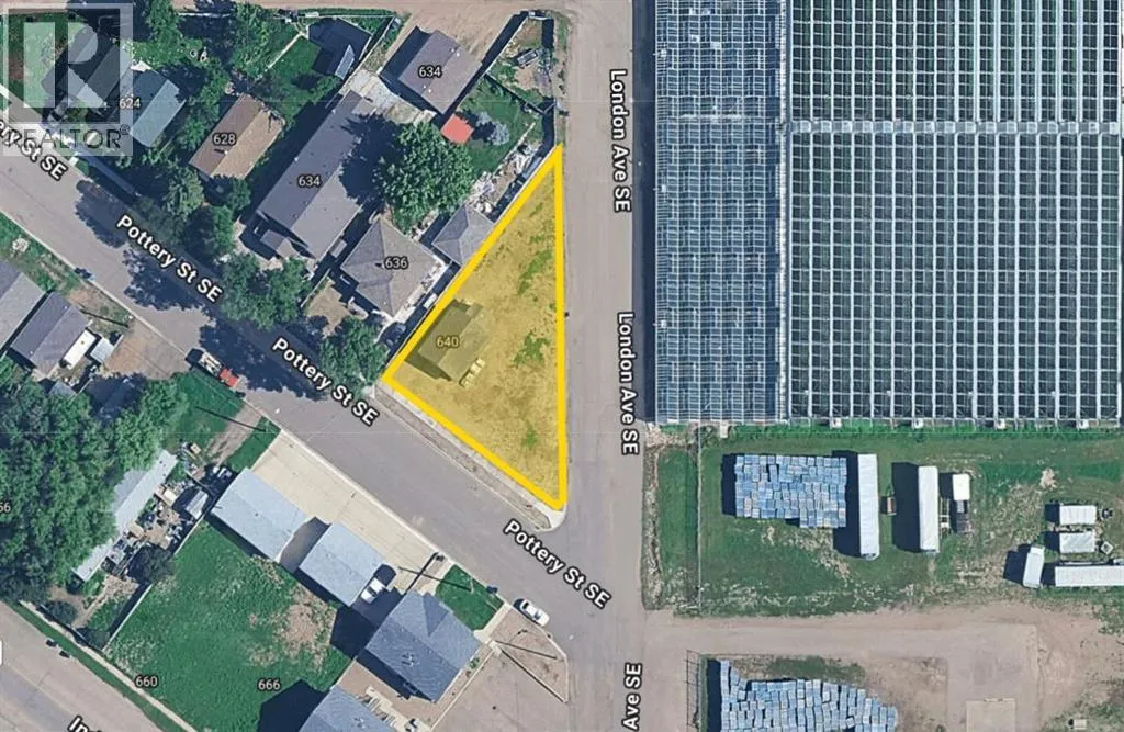 House for rent: 640 Pottery Street Se, Medicine Hat, Alberta T1A 7G2