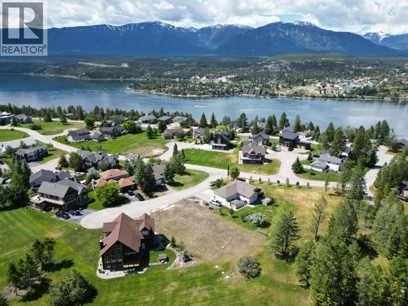 Other for rent: 640 Upper Lakeview Road Lot# 32, Windermere, British Columbia V0A 1K3
