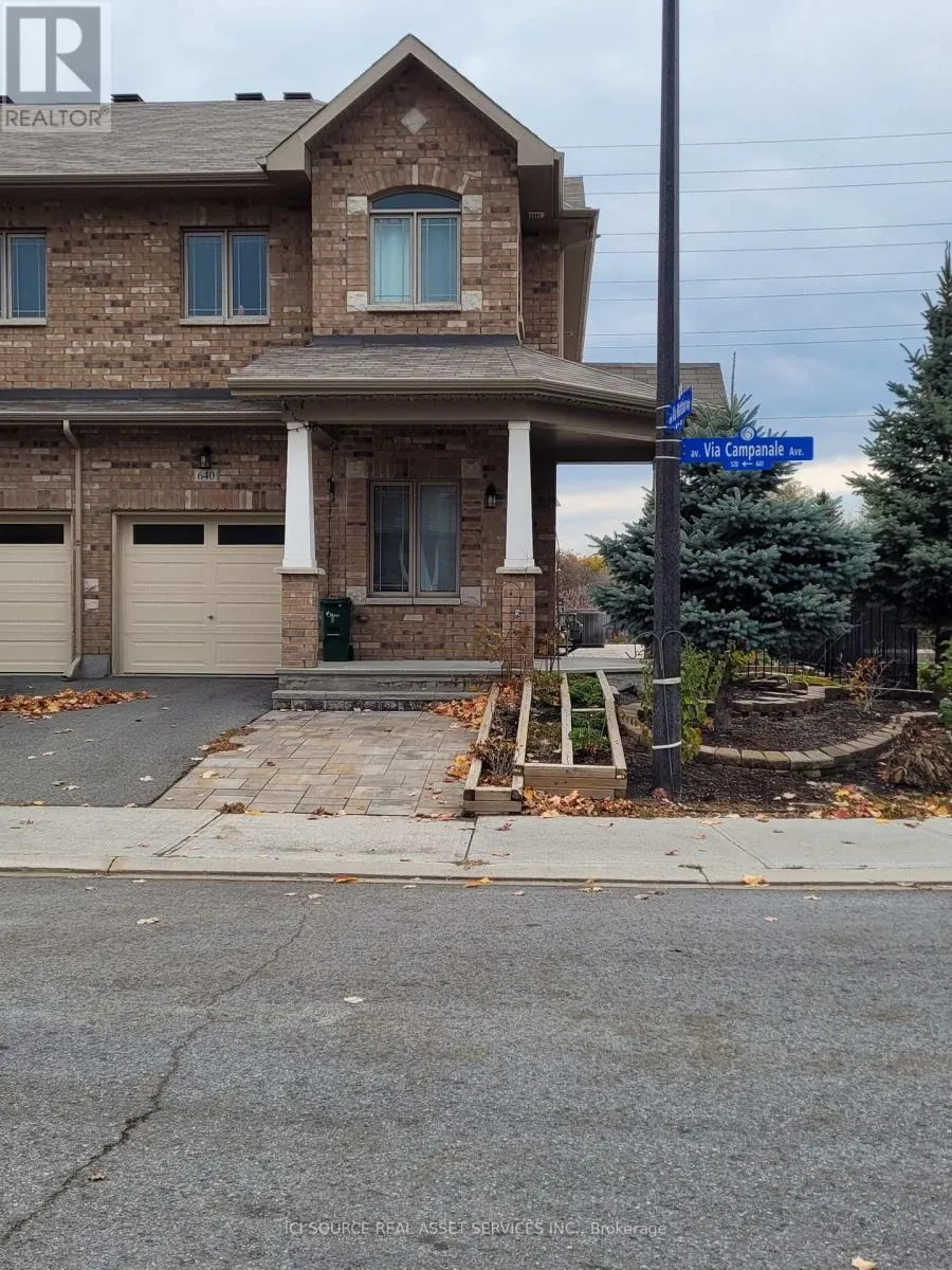 Row / Townhouse for rent: 640 Via Campanale Avenue, Ottawa, Ontario K2J 4A2