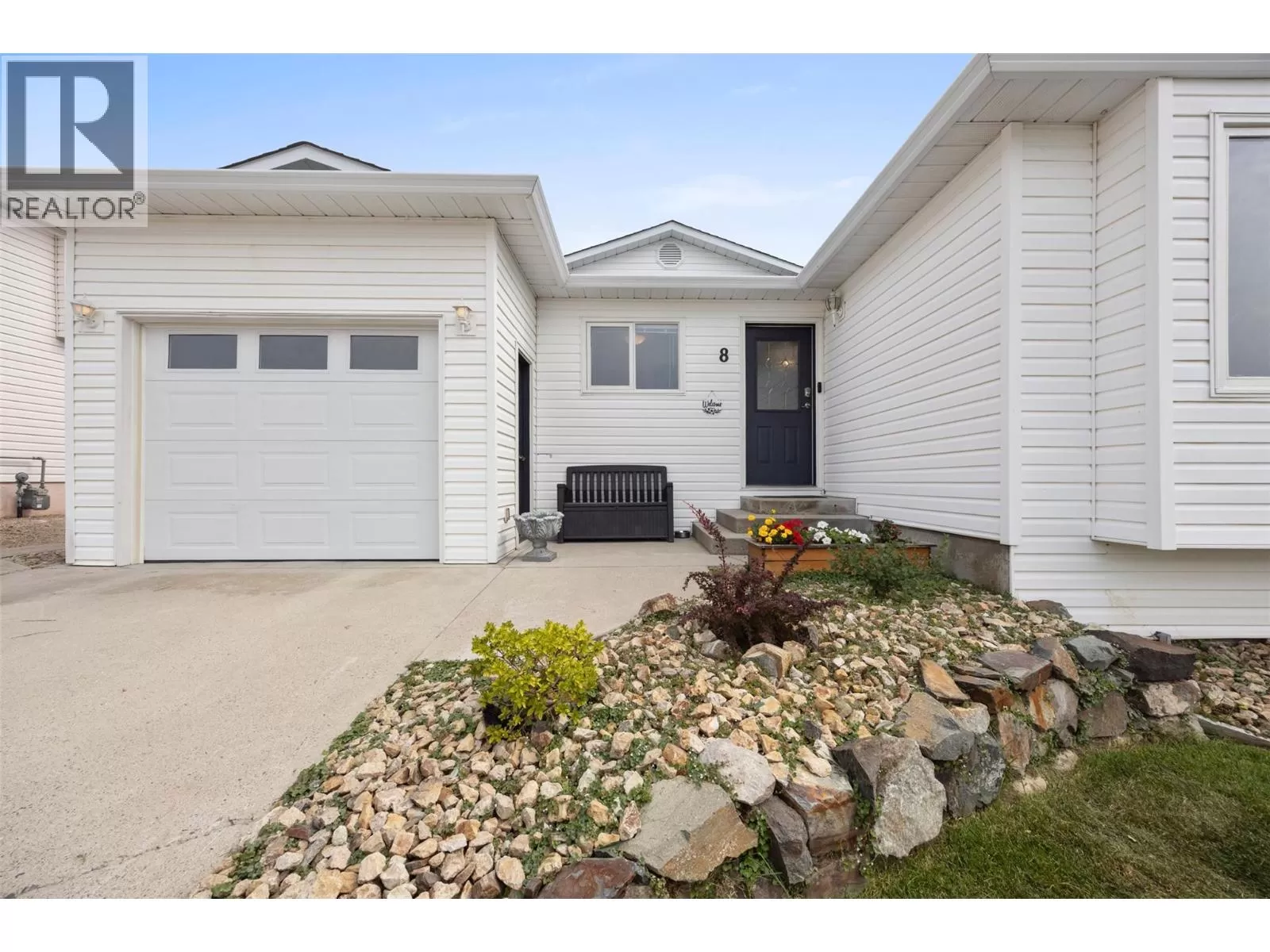 House for rent: 6400 Spencer Road Unit# 8, Kelowna, British Columbia V1X 7T6