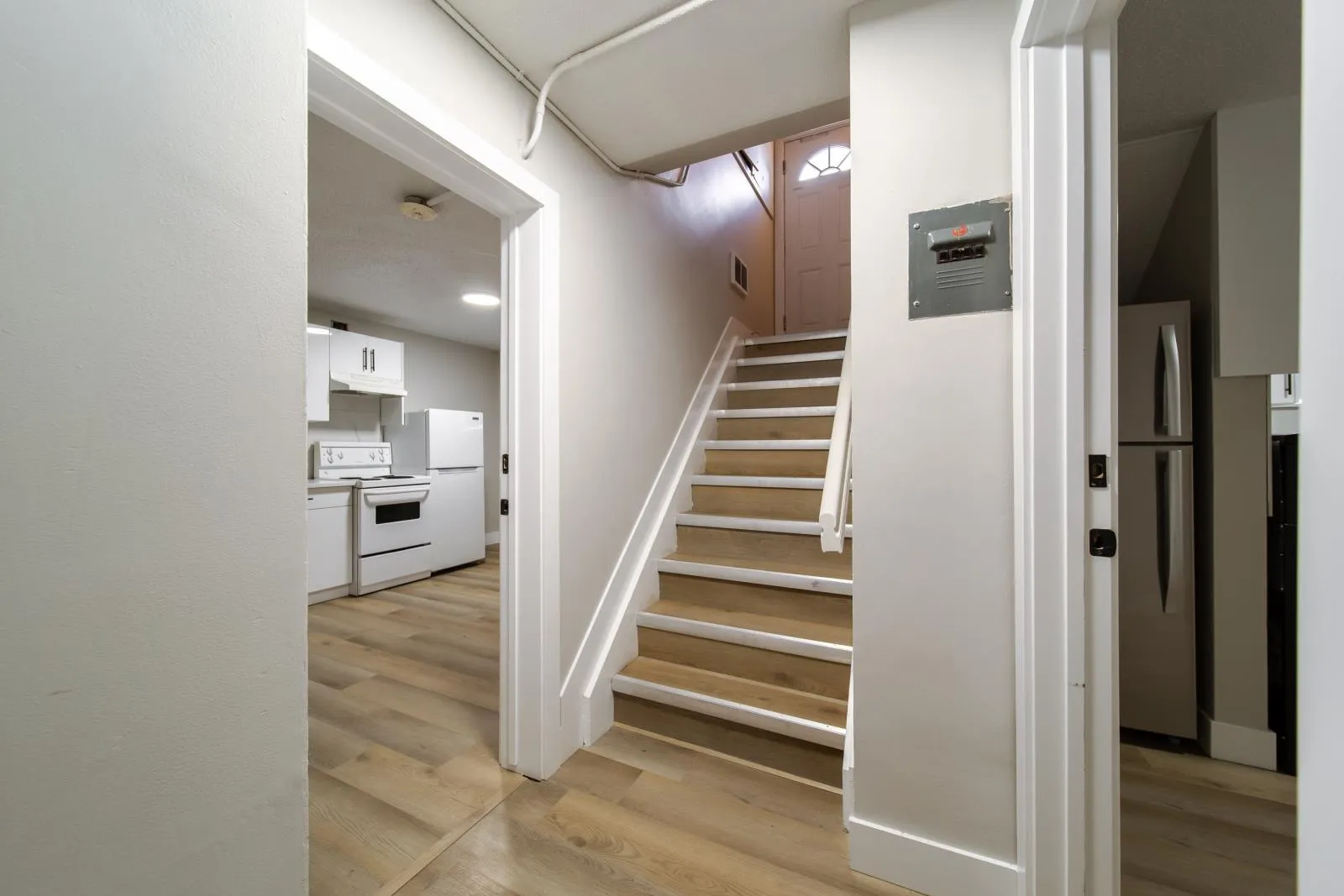 6418  132 Avenue, Edmonton, Alberta T5A 0J8