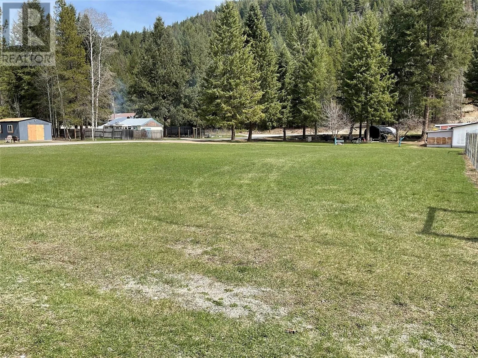 Other for rent: 646 Kimberley Avenue N, Greenwood, British Columbia V0H 1J0