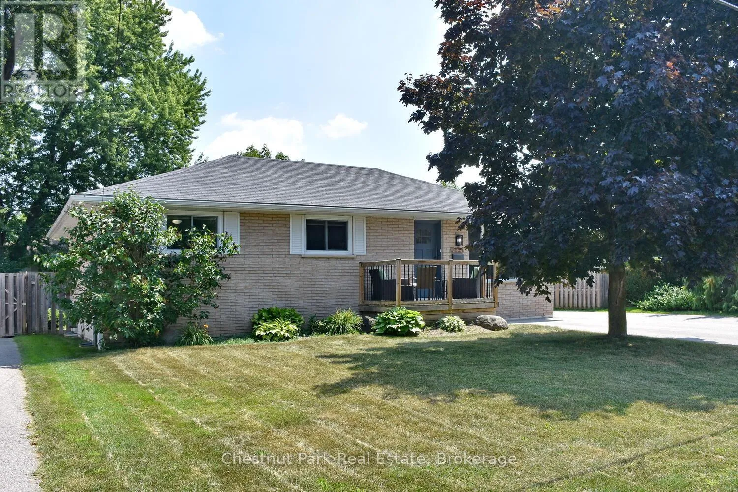 House for rent: 647 Oak Street, Collingwood, Ontario L9Y 2Z7