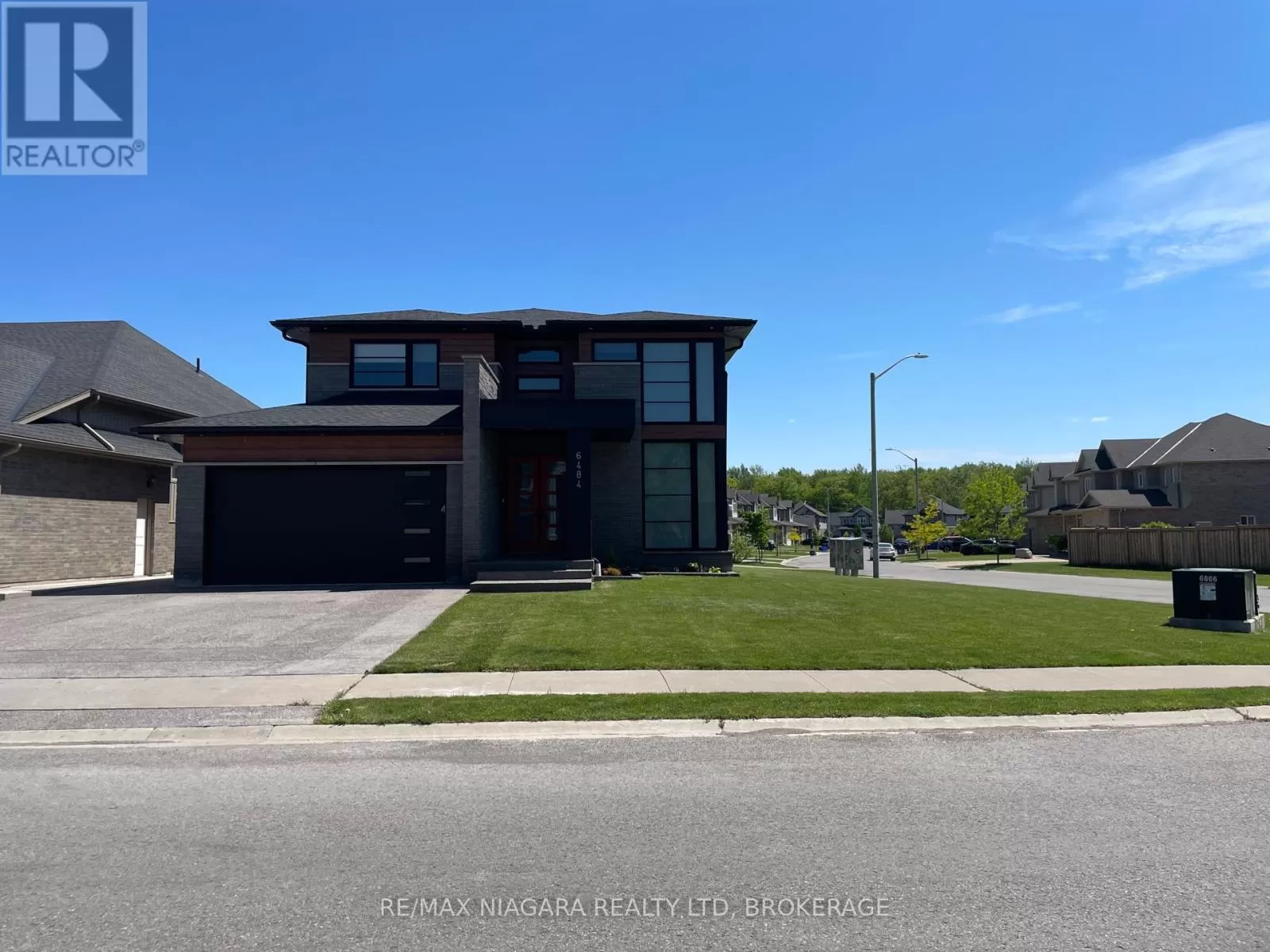 Other for rent: 6484 Sam Iorfida Drive, Niagara Falls, Ontario L2G 0H5