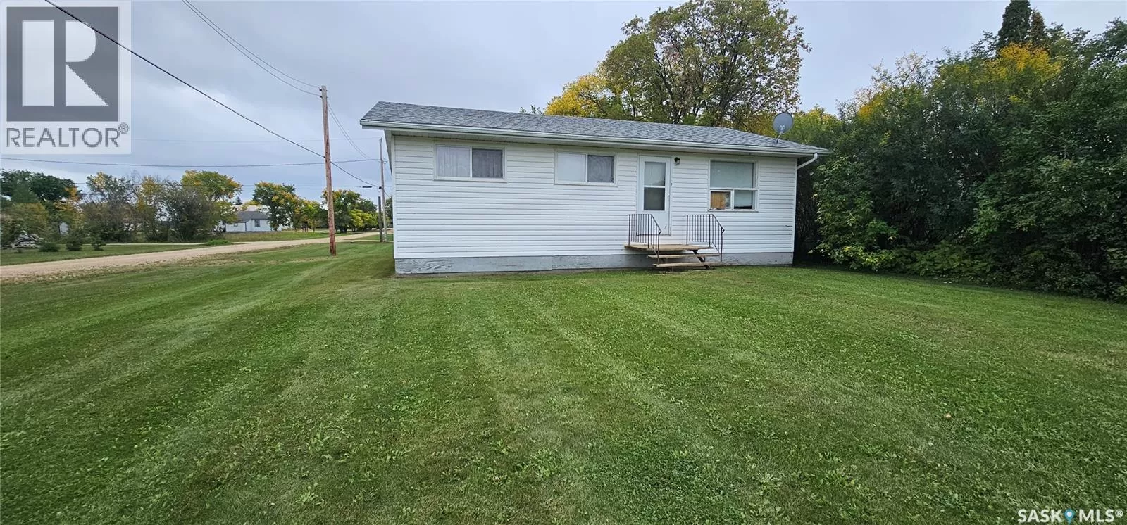 House for rent: 65 2nd Street W, Weekes, Saskatchewan S0E 1V0