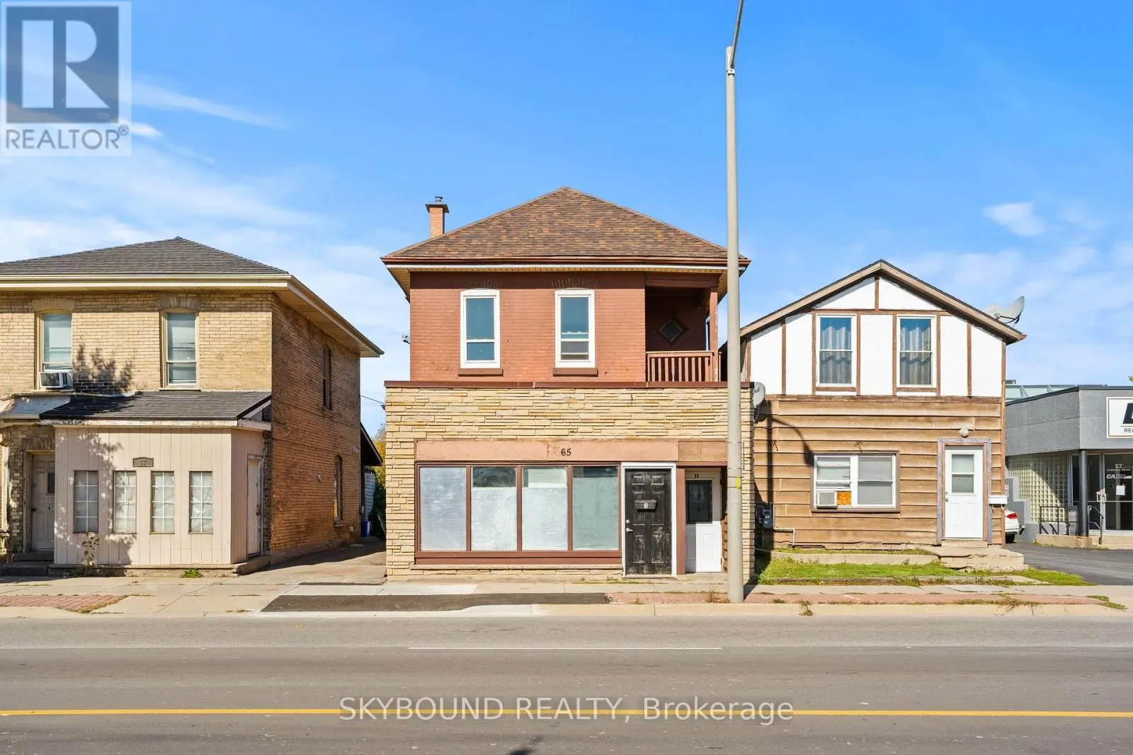 Duplex for rent: 65 Colborne Street W, Brant, Ontario N3T 1K6