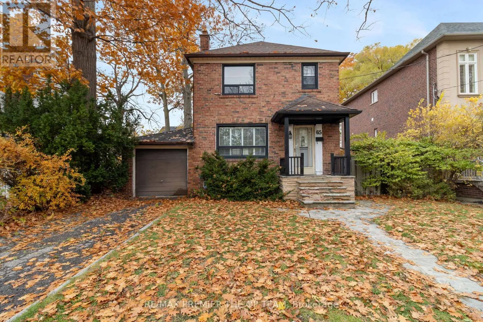 House for rent: 65 Long Branch Avenue, Toronto, Ontario M8W 3J3