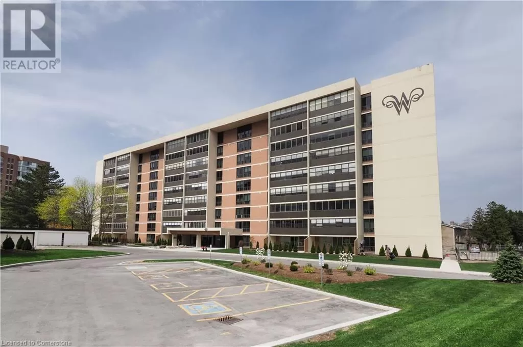 Apartment for rent: 65 Westmount Road N Unit# 902, Waterloo, Ontario N2L 5G6