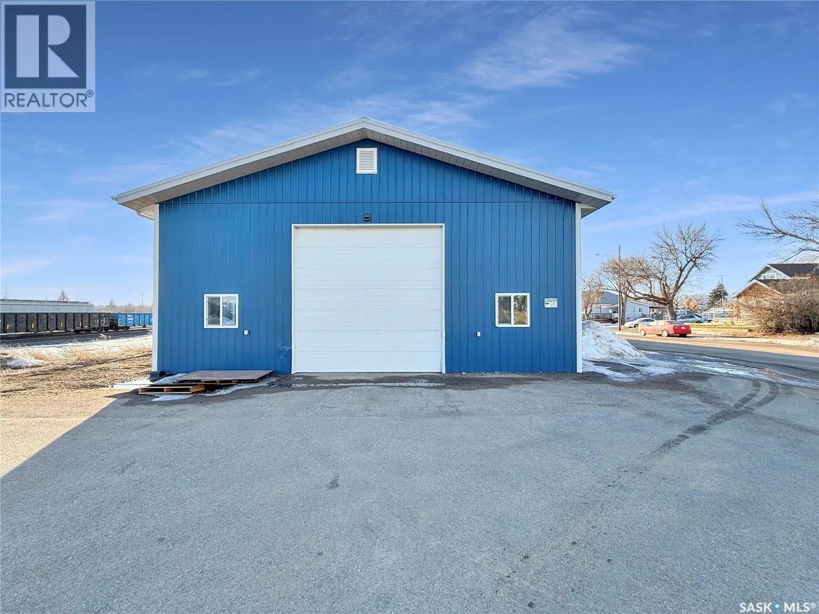 Warehouse for rent: 650 North Railway Street E, Swift Current, Saskatchewan S9H 1C9