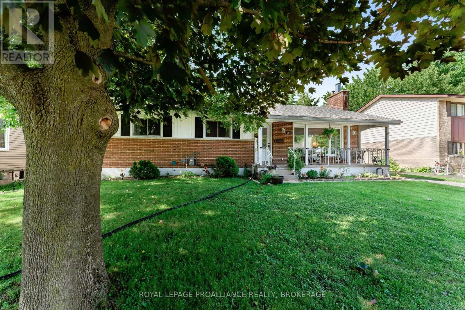 House for rent: 650 Steel Street, Gananoque, Ontario K7G 2E5