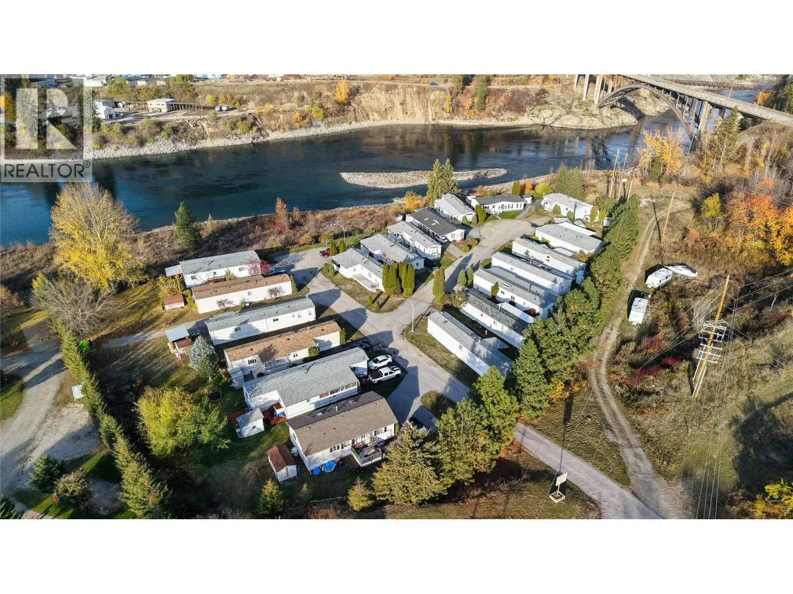 Multi-Family for rent: 651 Rosedale Road, Castlegar, British Columbia V1N 4L2