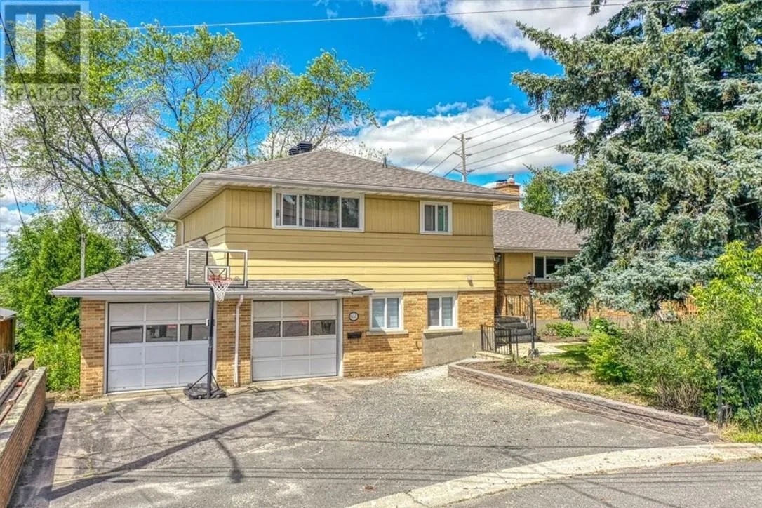 House for rent: 651 Shields Street, Sudbury, Ontario P3E 3W3