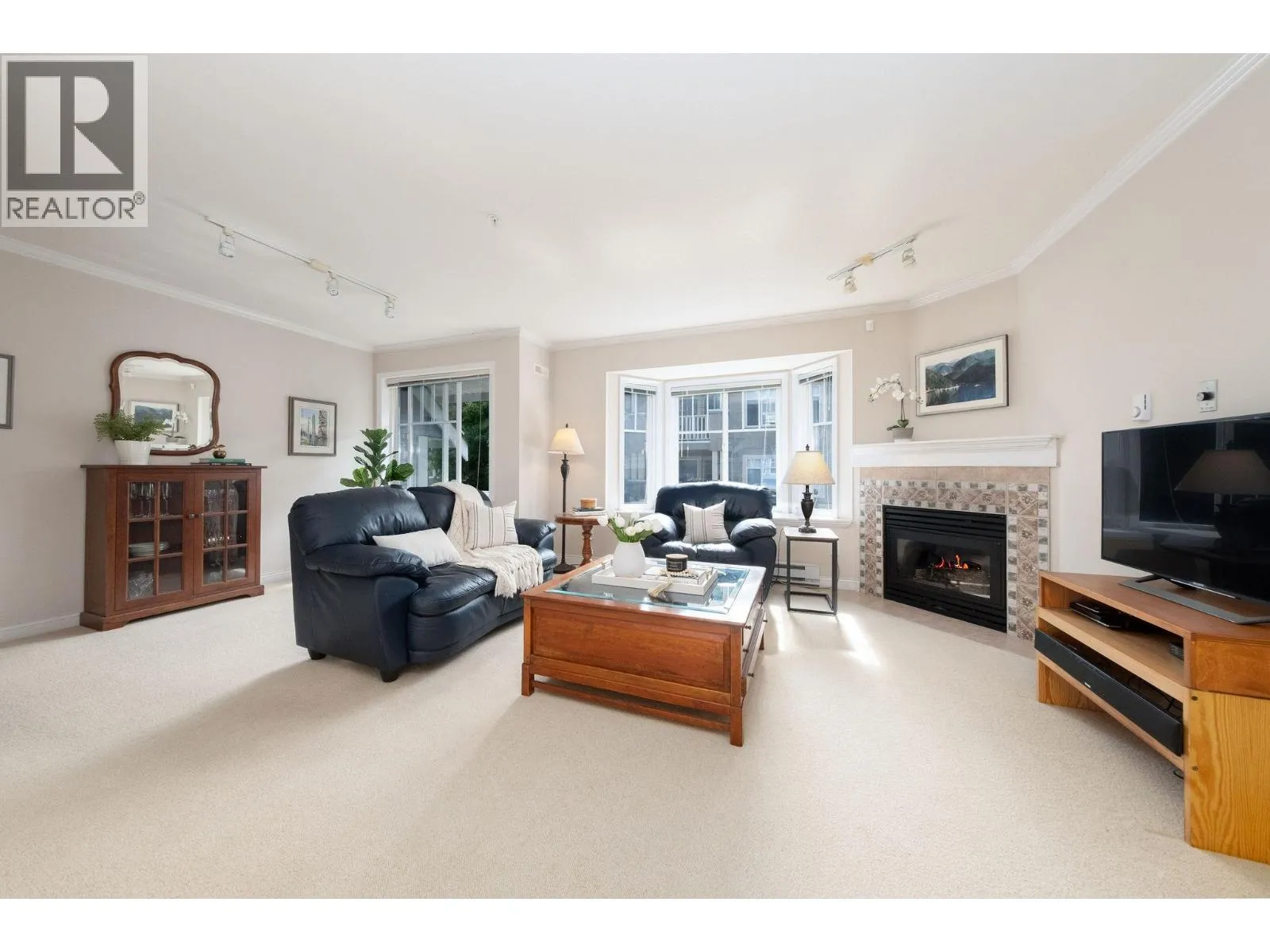 Row / Townhouse for rent: 651 St. Andrews Avenue, North Vancouver, British Columbia V7L 4M2