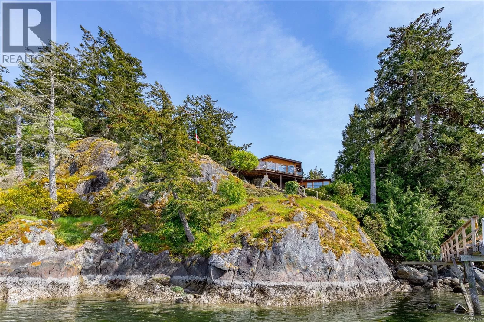 House for rent: 6510 Thornett Rd, Sooke, British Columbia V9Z 1A5