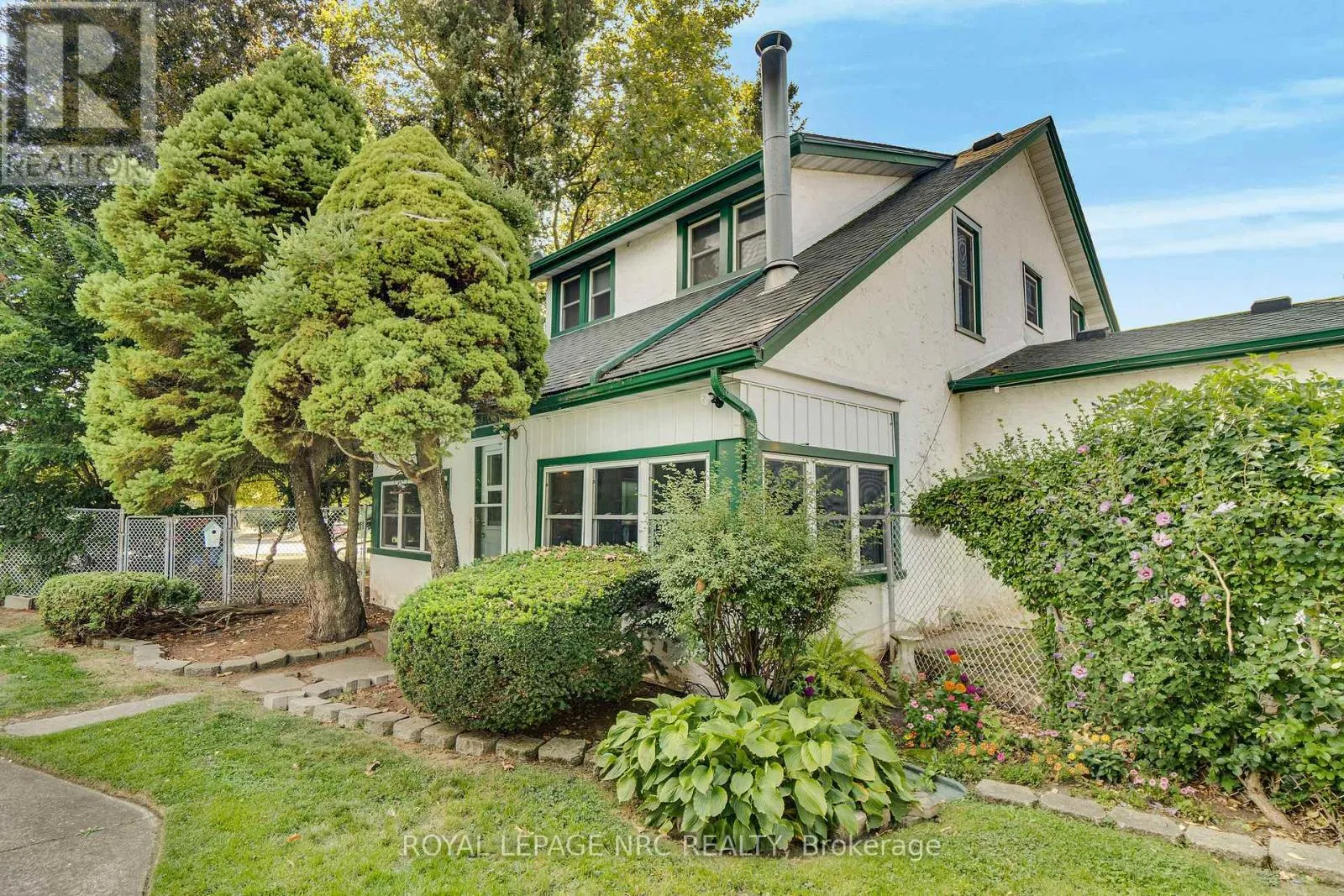 House for rent: 6511 Riall Street, Niagara Falls, Ontario L2J 1Z4