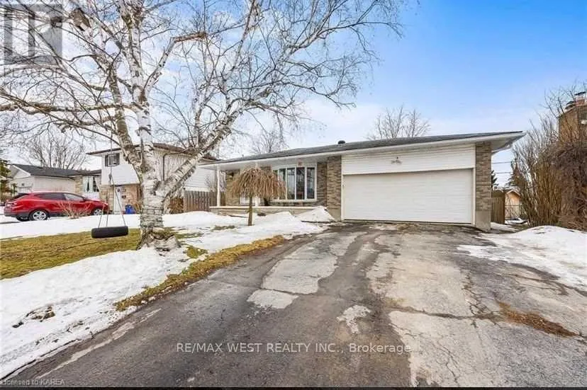 House for rent: 653 Fleet Street, Kingston, Ontario K7M 5A4