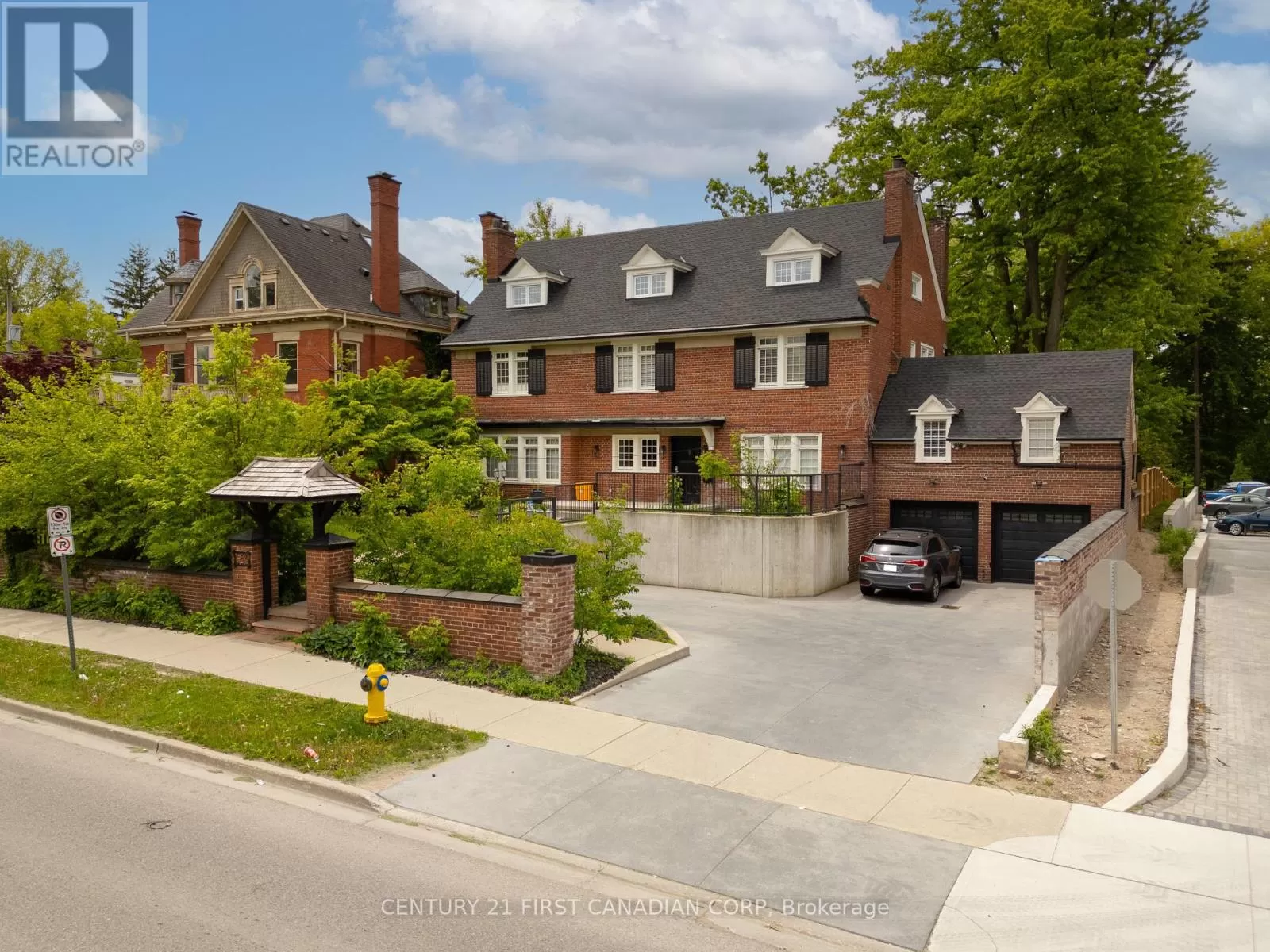 Multi-Family for rent: 653 Talbot Street, London East, Ontario N6A 2T6