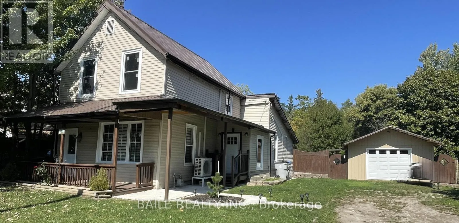 House for rent: 6534 James Street, Brooke-Alvinston, Ontario N0M 2S0