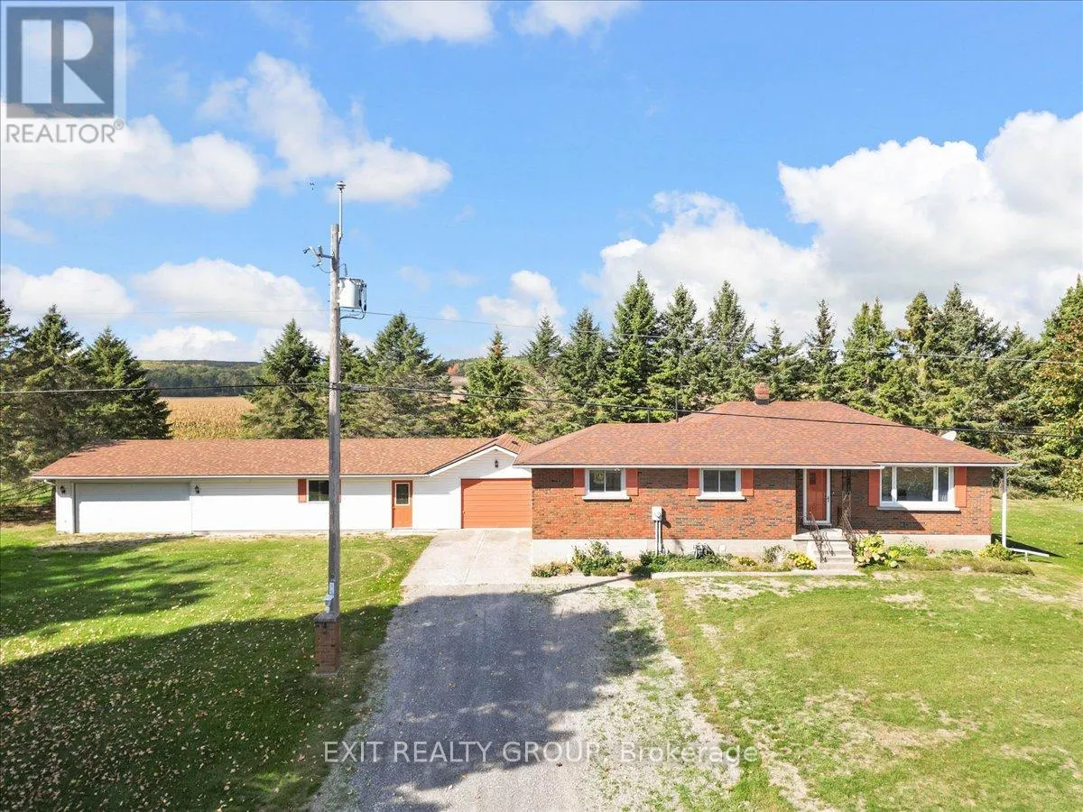 House for rent: 654 Fish And Game Club Road, Quinte West, Ontario K0K 2C0